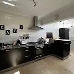 别墅 Splendid Casa Nostra, Private Pool, Wifi, Garden